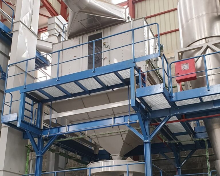 Refrigerador de contracorriente de pellets en una fábrica de piensos
